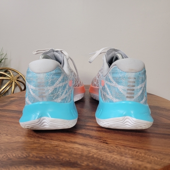 Under Armour UA W FLOW Velociti Wind 2 Multicolor Running Shoes Size 12 - Picture 5 of 17